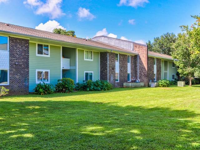 Apartment for rent at 3 Sawgrass Rd #E23, Charleston, SC 29412