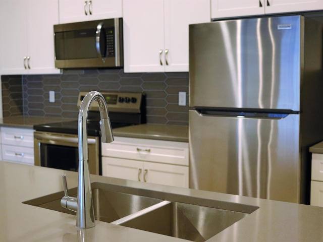 Apartment for rent at 18683 Oakmont Dr #E33, Omaha, NE 68136