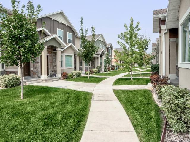 Apartment for rent at 255 W 2700 N #E33, Ogden, UT 84414