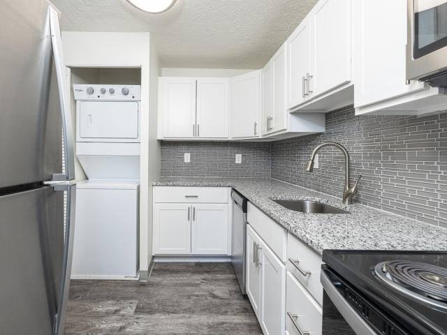 Apartment for rent at 2000 Westpointe Dr #E13, Pittsburgh, PA 15205