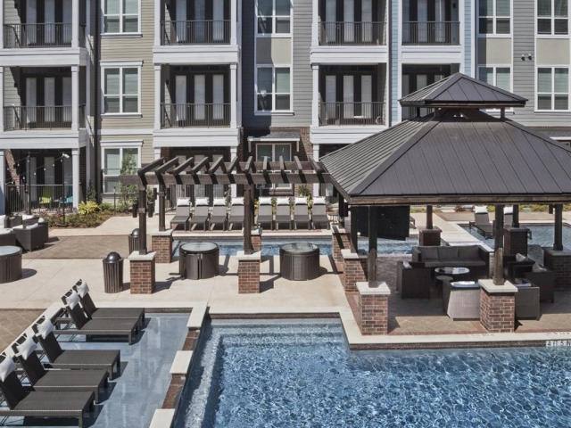 Apartment for rent at 525 W 24th St #D32, Houston, TX 77008