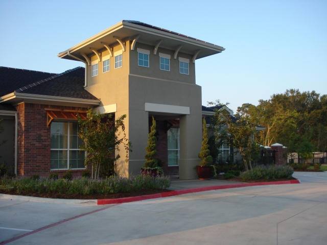 Apartment for rent at 2845 Country Club Rd #E33, Lake Charles, LA 70605