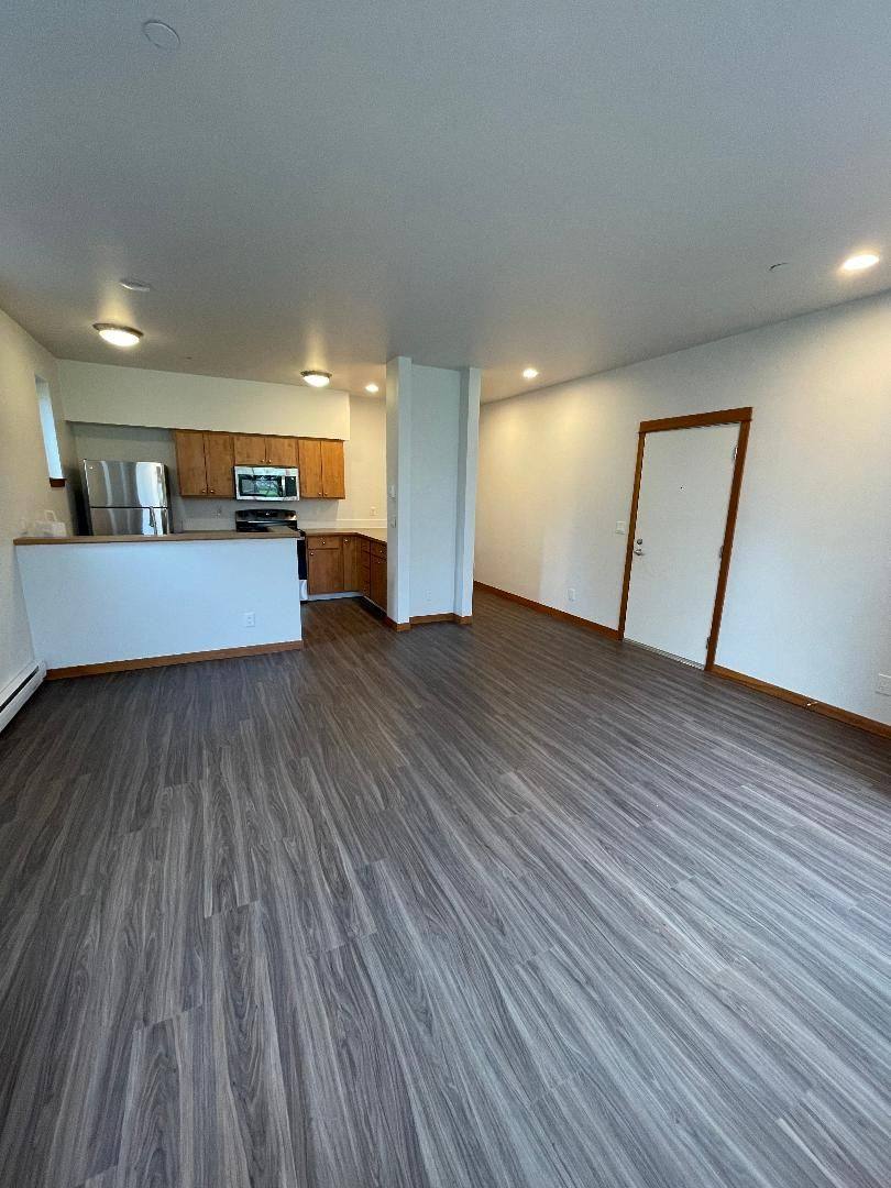 Apartment for rent at 325 Tormey Lane NE, Bainbridge Island, WA 98110