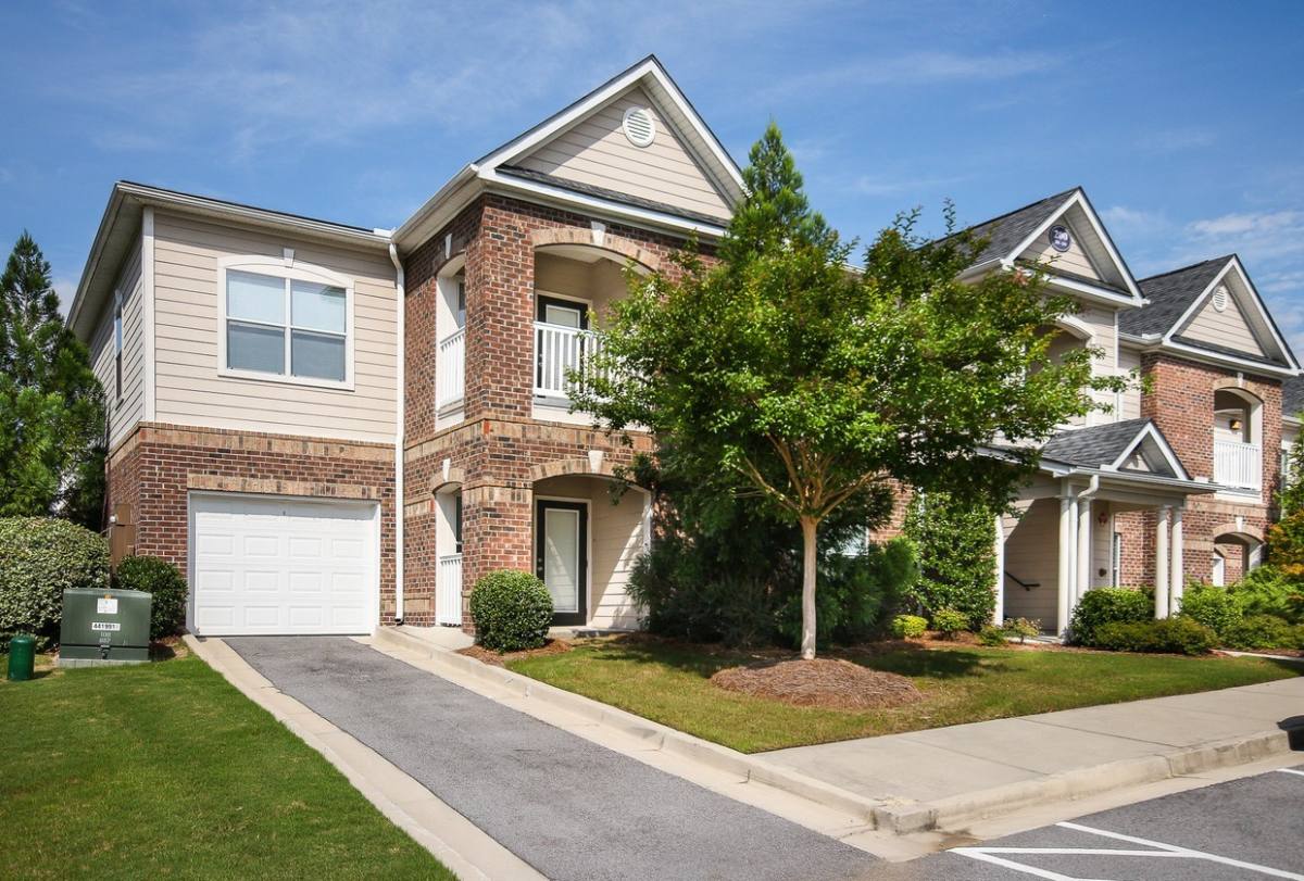 Apartment for rent at 325 Spears Creek Church Rd, Elgin, SC 29045