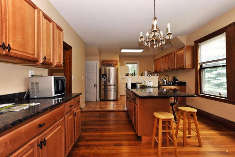 Apartment for rent at 305 Central St #H, Auburndale, MA 02466