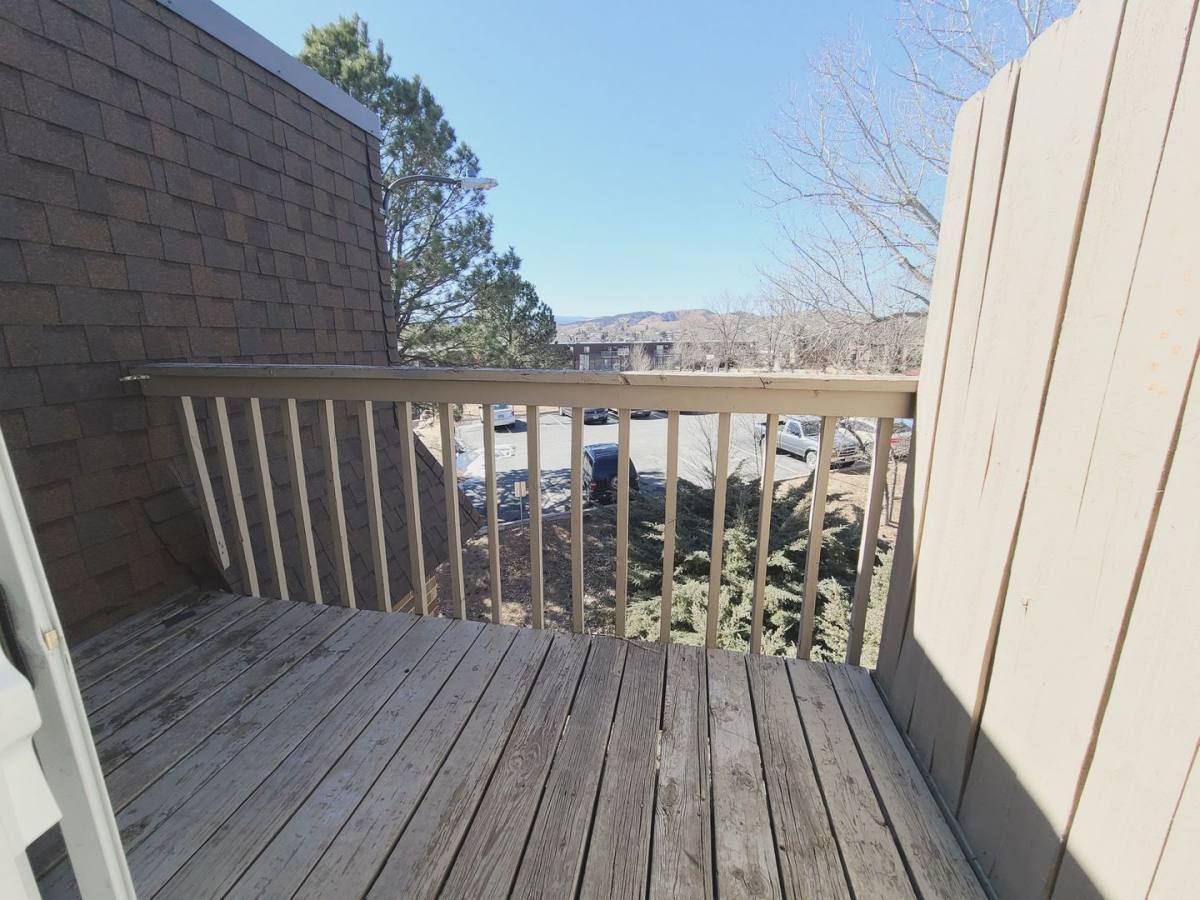 Apartment for rent at 761 E Anamosa St, Rapid City, SD 57701