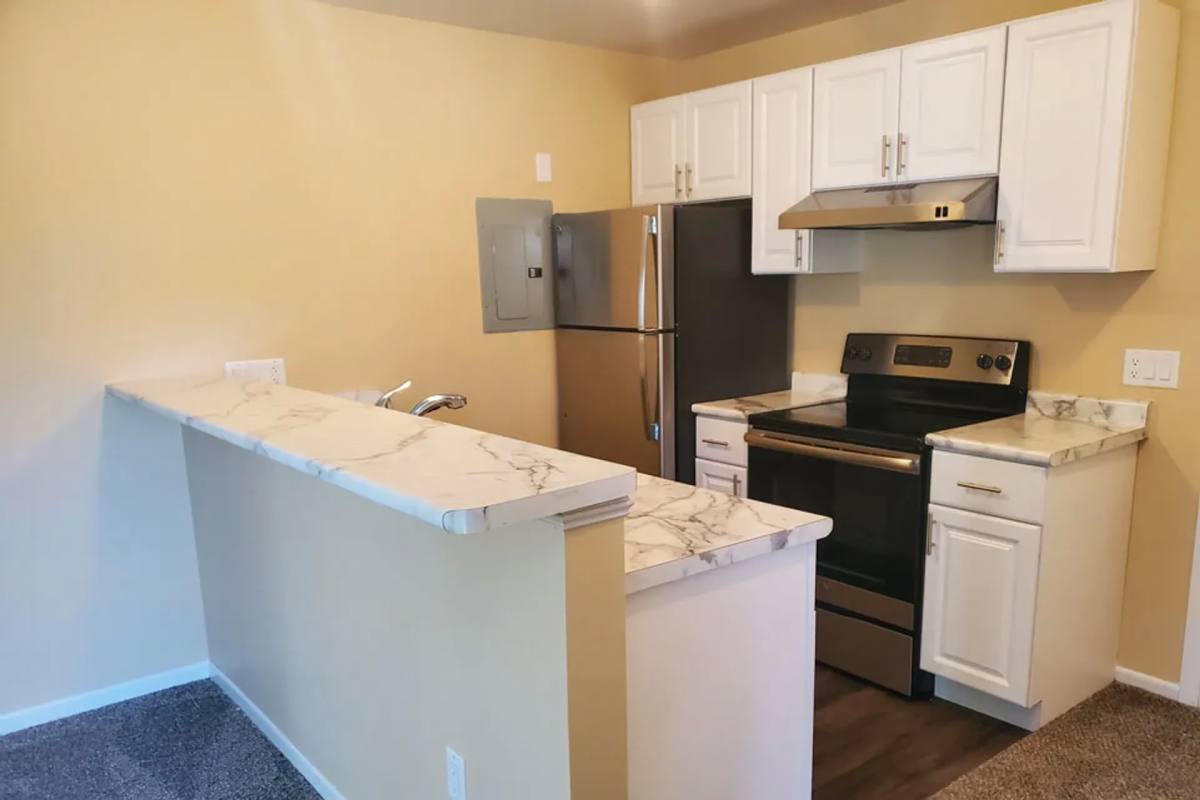Apartment for rent at Summit Hill, 6801 Chester Dr, Madison, WI 53719