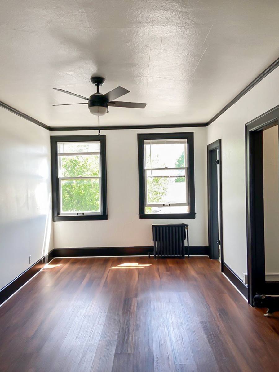 Apartment for rent at 717-735 SE Morrison St, Portland, OR 97214