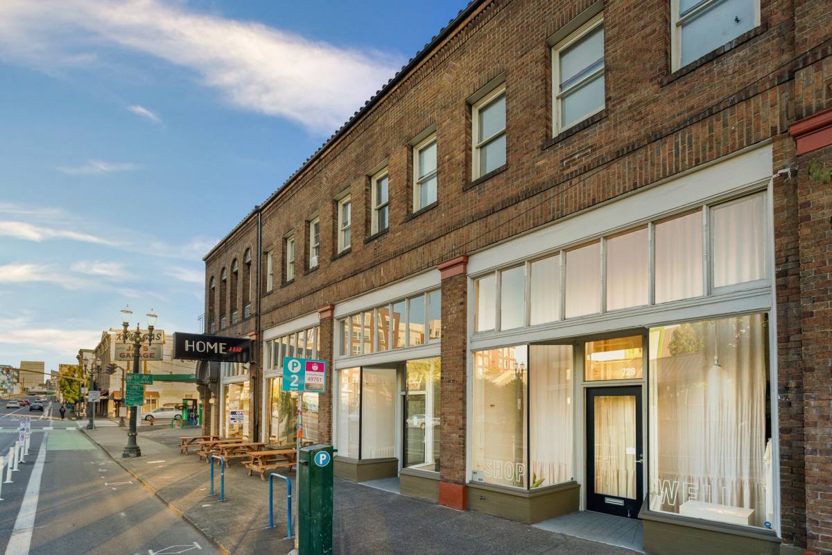 Apartment for rent at Morrison Street, 717-735 SE Morrison St, Portland, OR 97214
