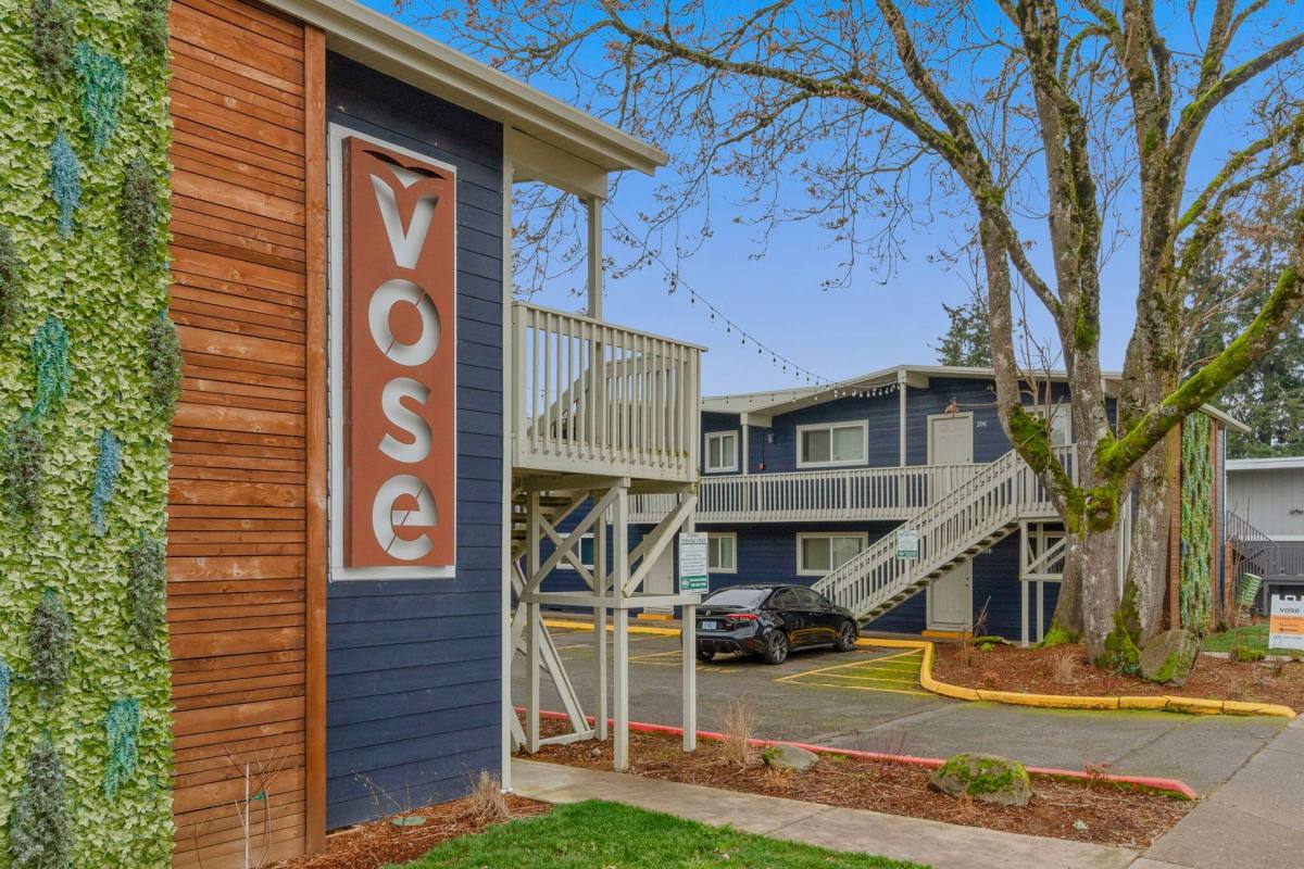 Vose, 6200 SW Hall Blvd, Beaverton, OR 97008 - Apartment for Rent - Image 1