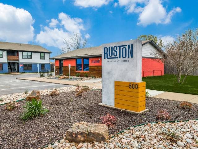 Apartment for rent at 500 Ridgecrest Circle #D11, Fort Worth, TX 76179