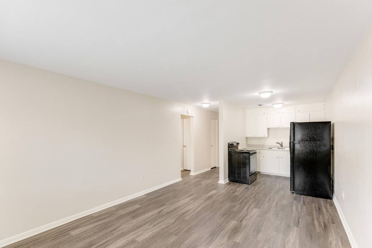 1116 W Lilley Ave, Littleton, CO 80120 - Apartment for Rent - Image 10