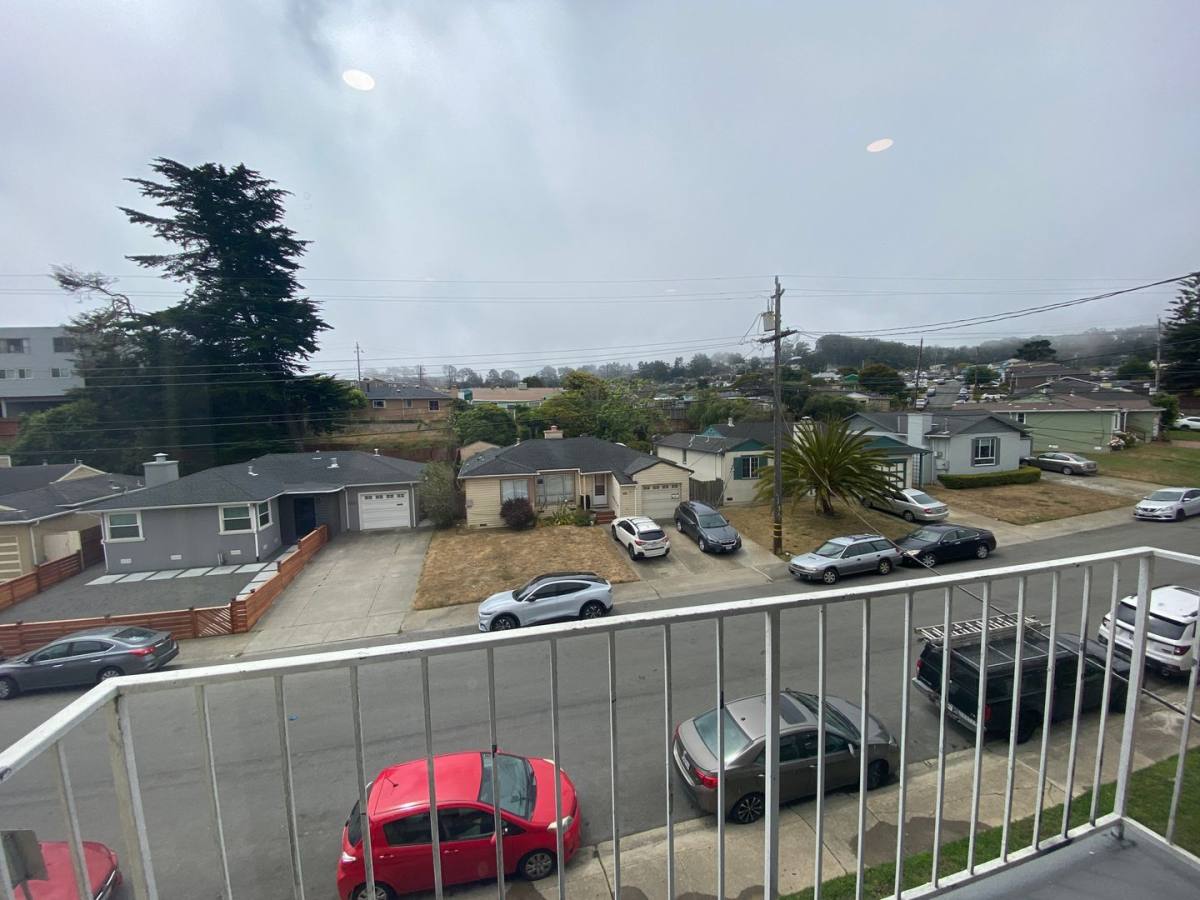 89th St, Daly City, CA 94015 Apartment For Rent