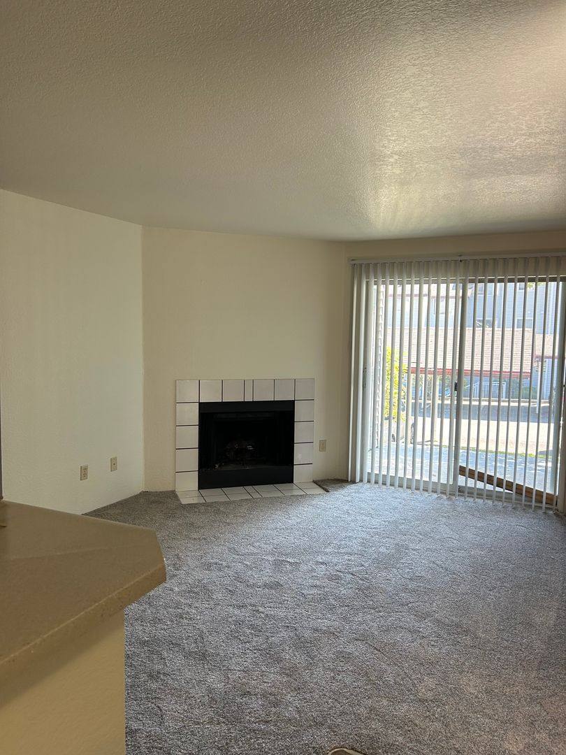 Apartment for rent at 327 S 177th Place, Seattle, WA 98148