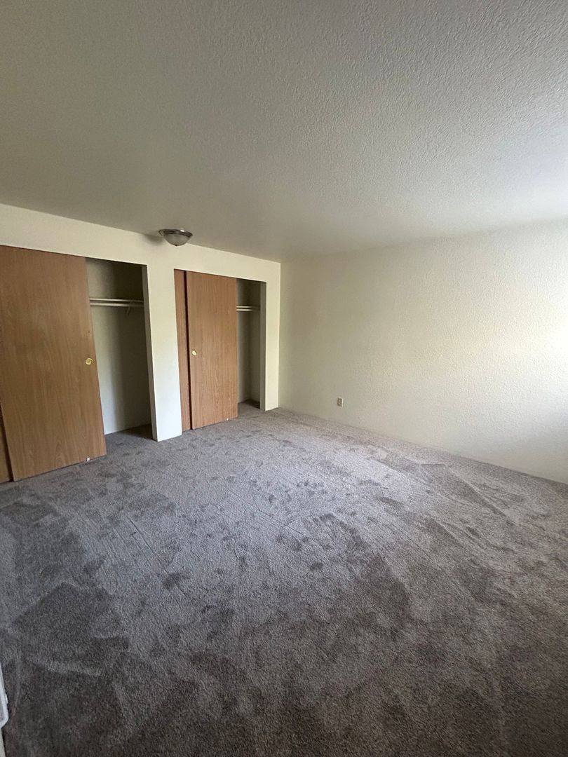 Apartment for rent at 327 S 177th Place, Seattle, WA 98148