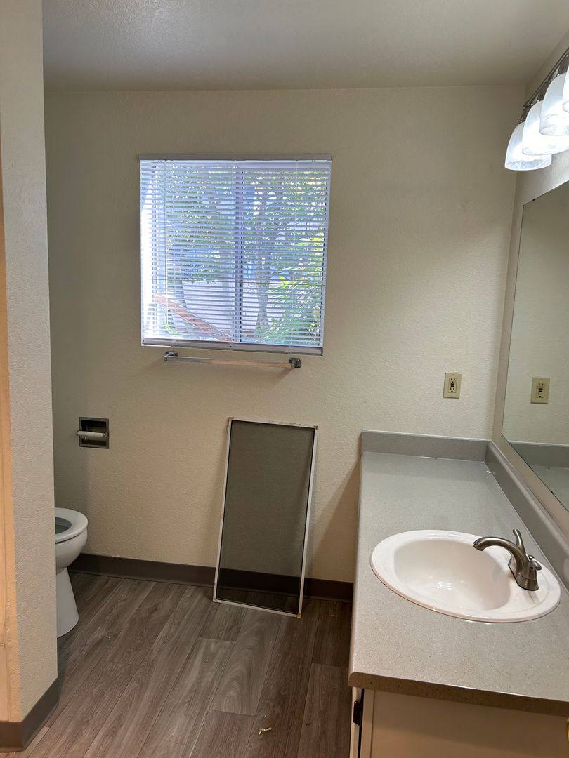 Apartment for rent at 327 S 177th Place, Seattle, WA 98148