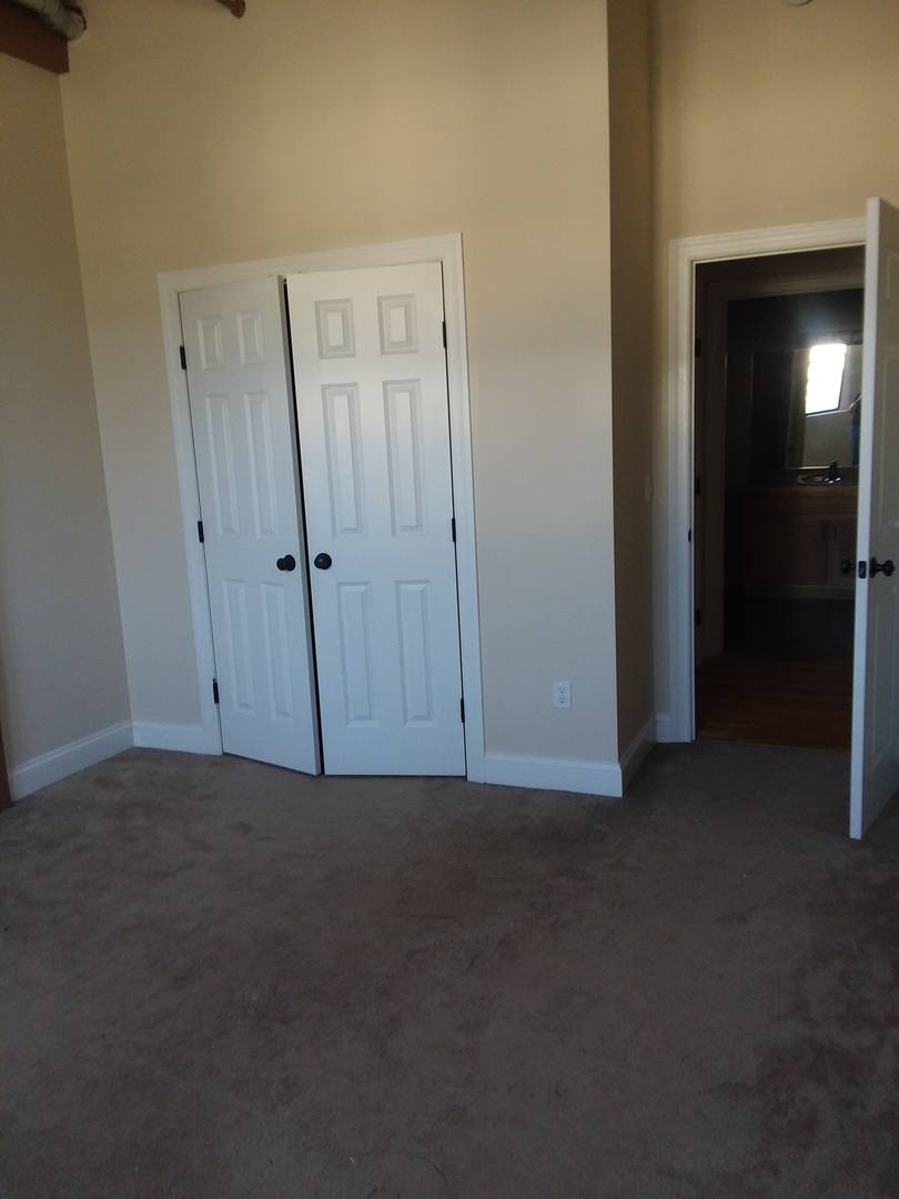 Apartment for rent at 617 E Hiawatha Blvd, Syracuse, NY 13208
