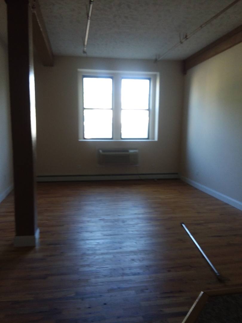 Apartment for rent at 617 E Hiawatha Blvd, Syracuse, NY 13208