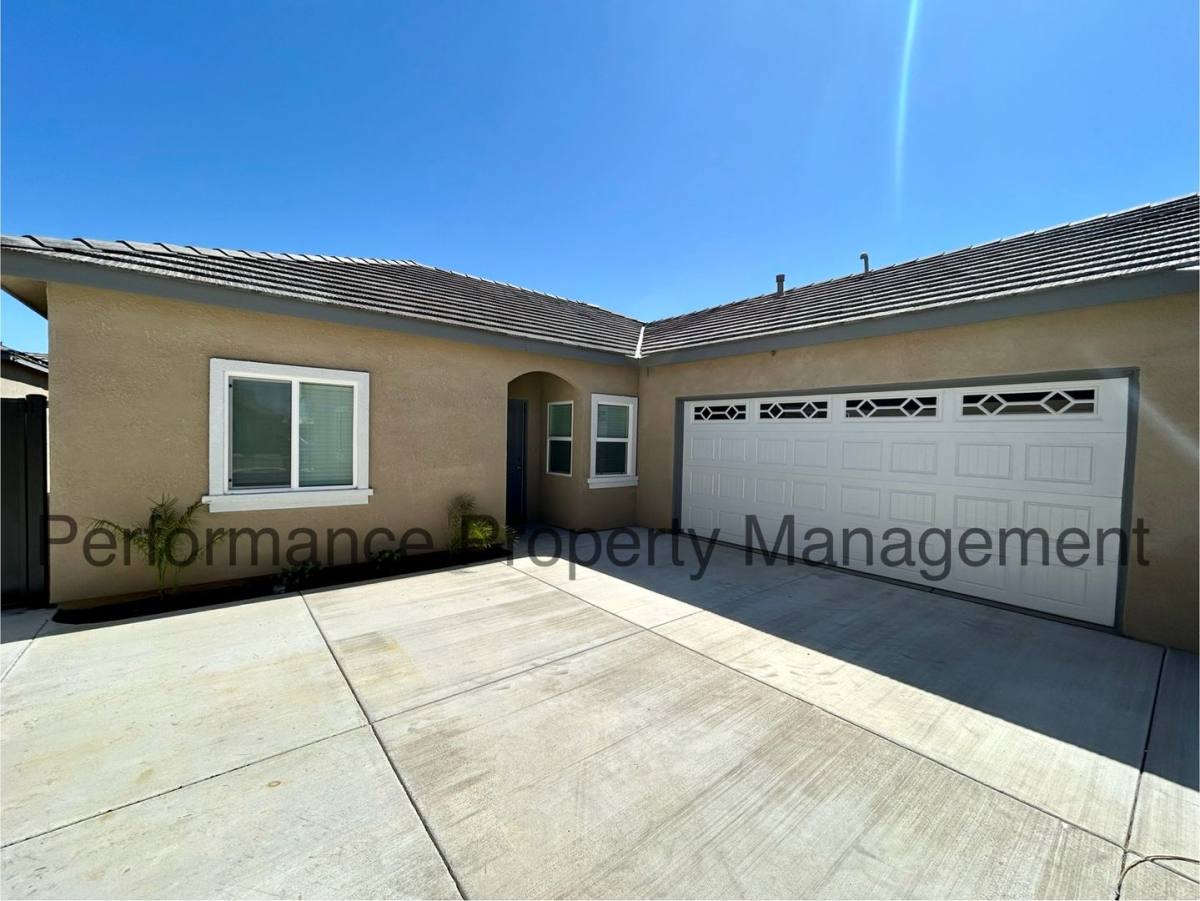 8505 Grandy St, Bakersfield, CA 93314 Apartment For Rent RentalSource