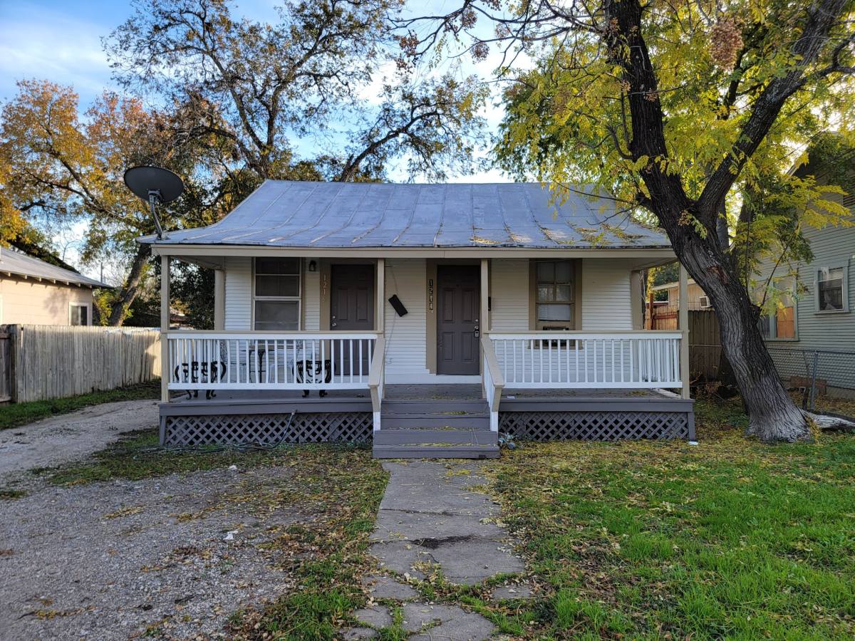 Apartment for rent at 1214 Paso Hondo, San Antonio, TX 78202