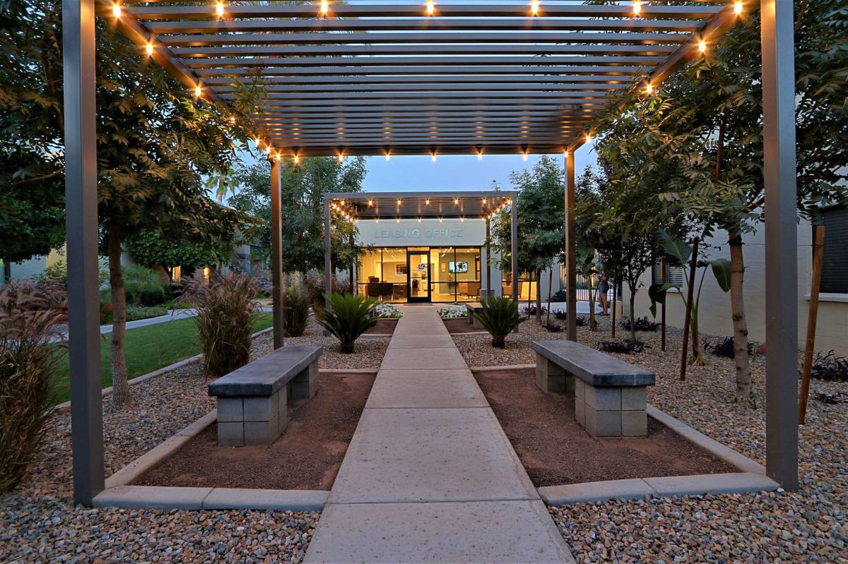 Townhouse for rent at 8429 N 27th Ave, Phoenix, AZ 85051
