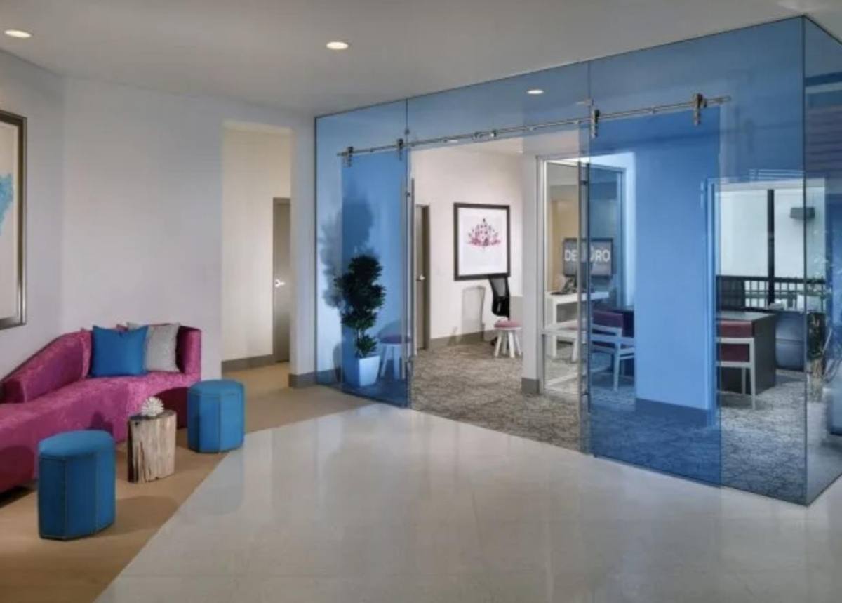 Del Oro on Broadway 986 Broadway, Chula Vista, CA 91911 Apartment