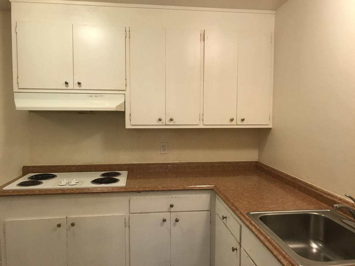 Apartment for rent at 835 F St, Davis, CA 95616