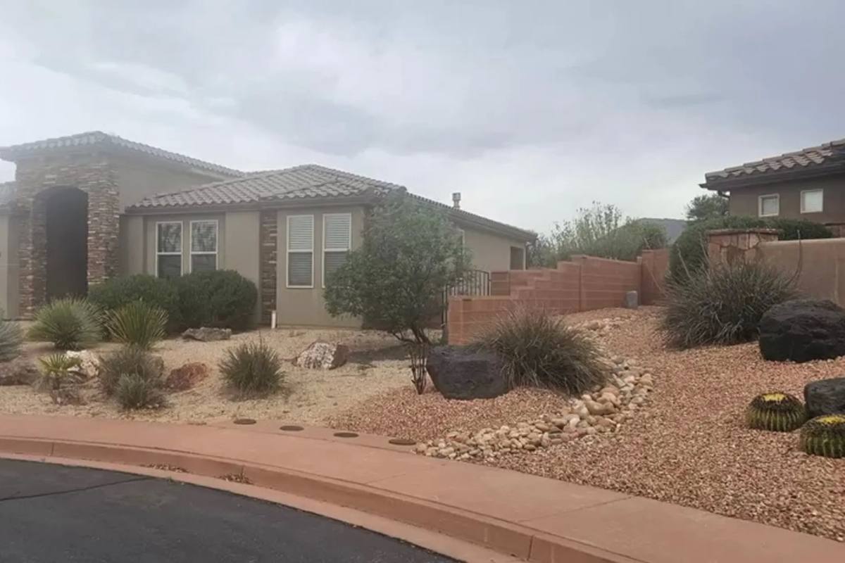 143 N Cortez Trail, Ivins, UT 84738 House For Rent 3,500