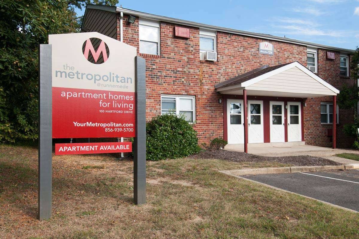 Apartment for rent at 100 Hartford Dr, Runnemede, NJ 08078