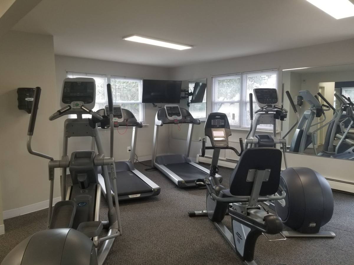 Apartment for rent at 100 Hartford Dr, Runnemede, NJ 08078