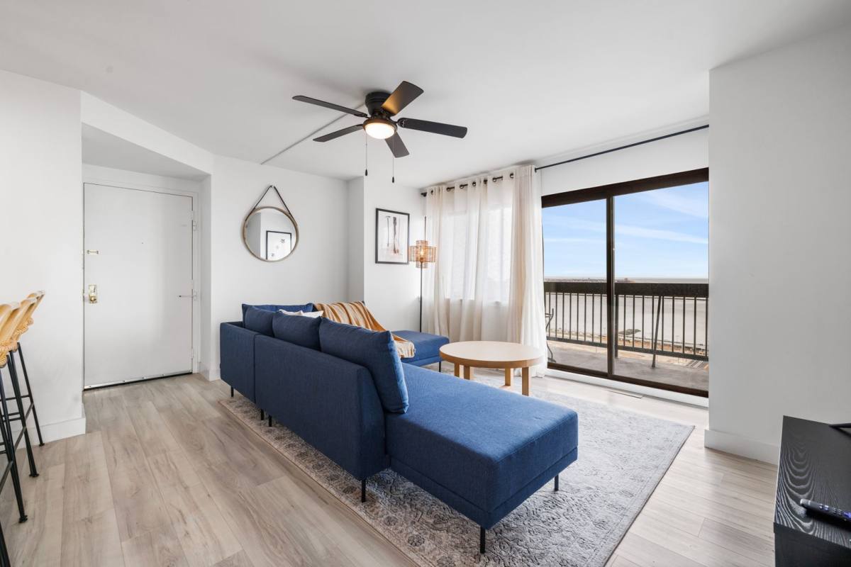Apartment for rent at 300 Atlantic Ave, Atlantic City, NJ 08401