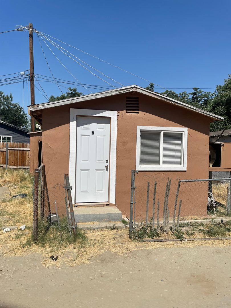 Apartment for rent at 210 Beardsley Ave, Bakersfield, CA 93308