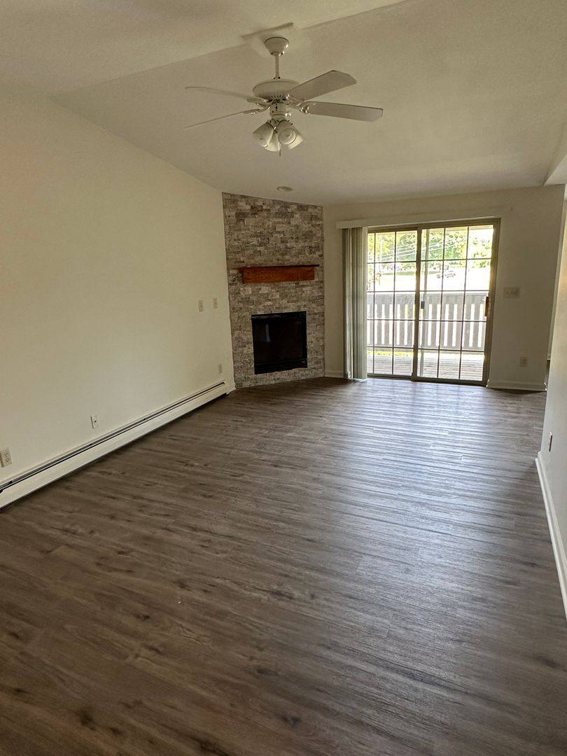 Apartment for rent at 4774 Buckley Rd, Liverpool, NY 13088