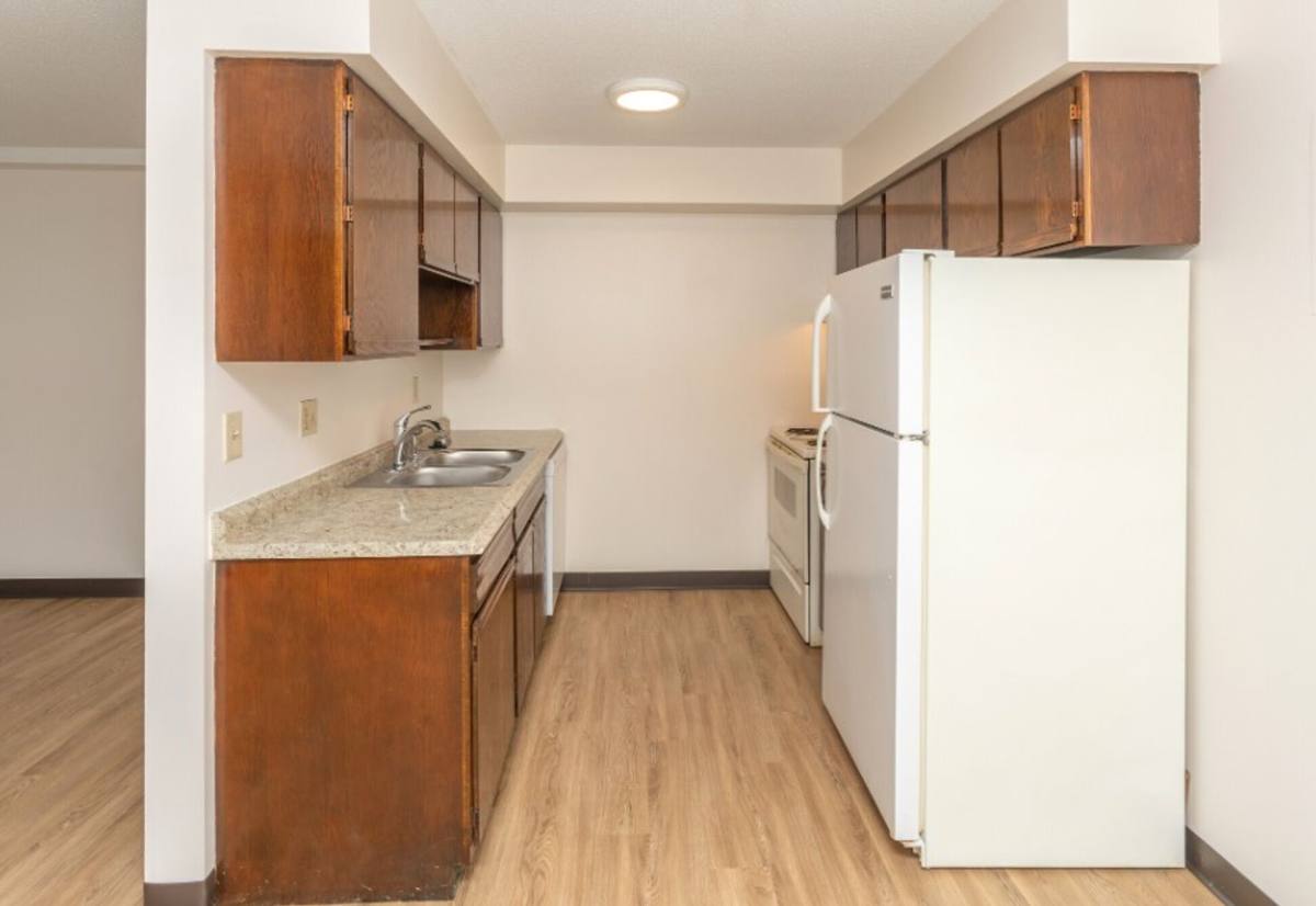 Apartment for rent at 2700-2712-2727 Rhode Island Ave, Minneapolis, MN 55426