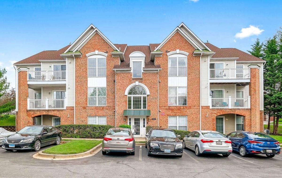 2501 Coach House Way, Frederick, MD 21702 Condo For Rent RentalSource
