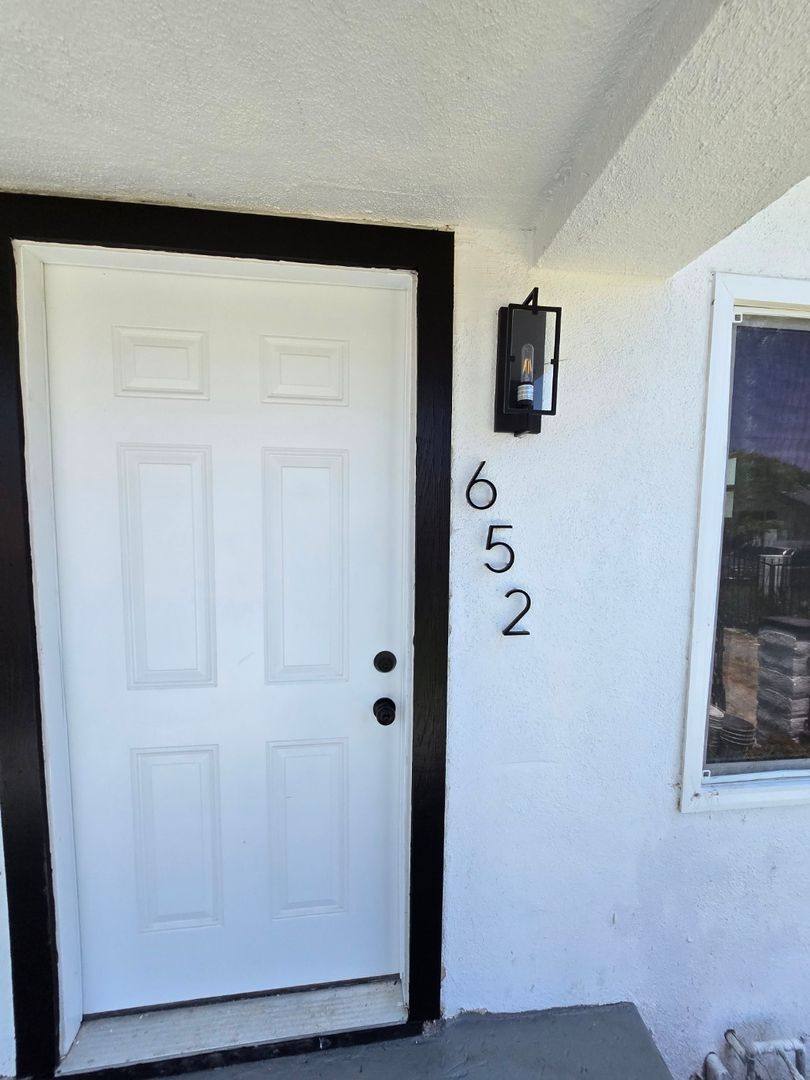 652 E 55th St, Los Angeles, CA 90011 Apartment For Rent RentalSource