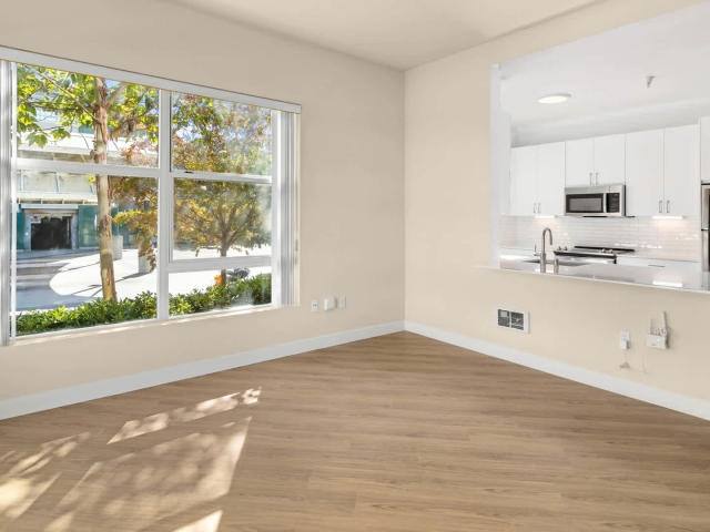 Apartment for rent at 101 Mc Lellan Dr #C22, South San Francisco, CA 94080