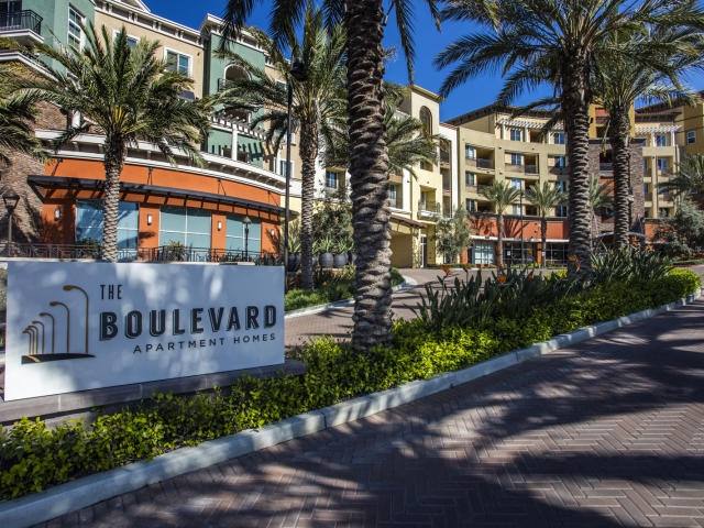 Apartment for rent at 20600 Ventura Blvd #D13, Woodland Hills, CA 91364