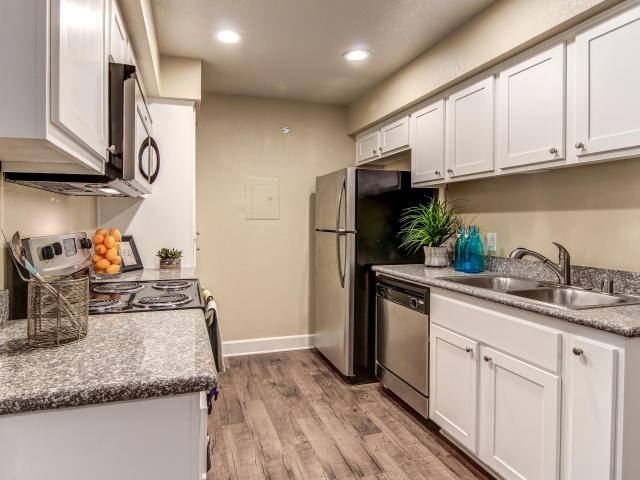 Apartment for rent at 73373 Country Club Dr #C32, Palm Desert, CA 92260