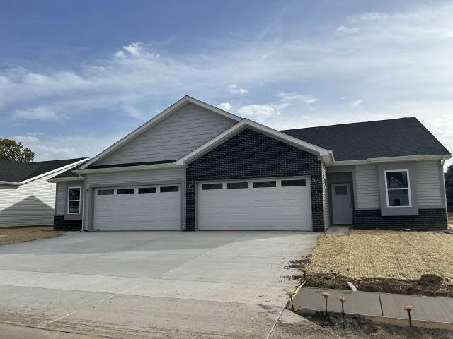 Apartment for rent at 2520 Lila Way #E13, Lafayette, IN 47909
