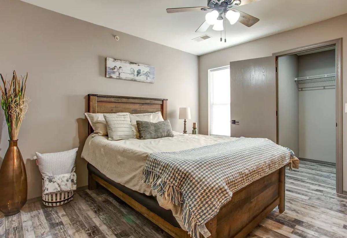 Apartment for rent at 228 W Tracker Rd, Nixa, MO 65714