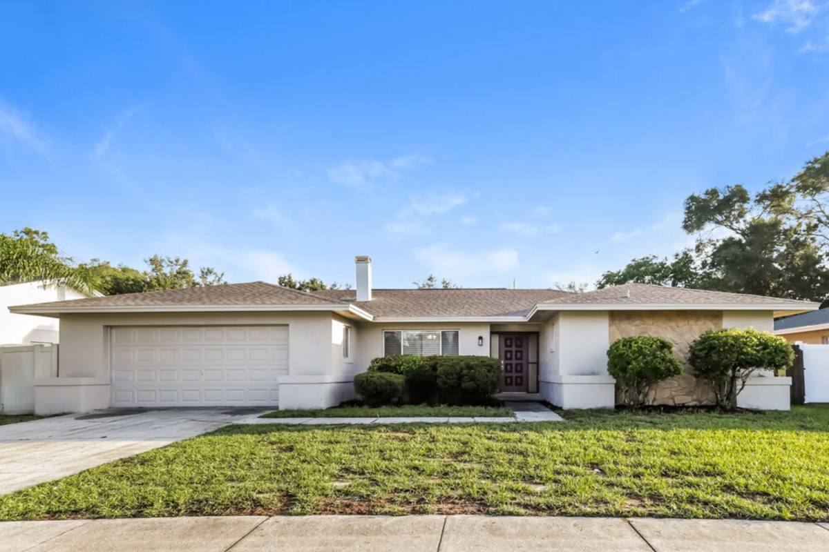 504 Mahogany Dr, Seffner, FL 33584