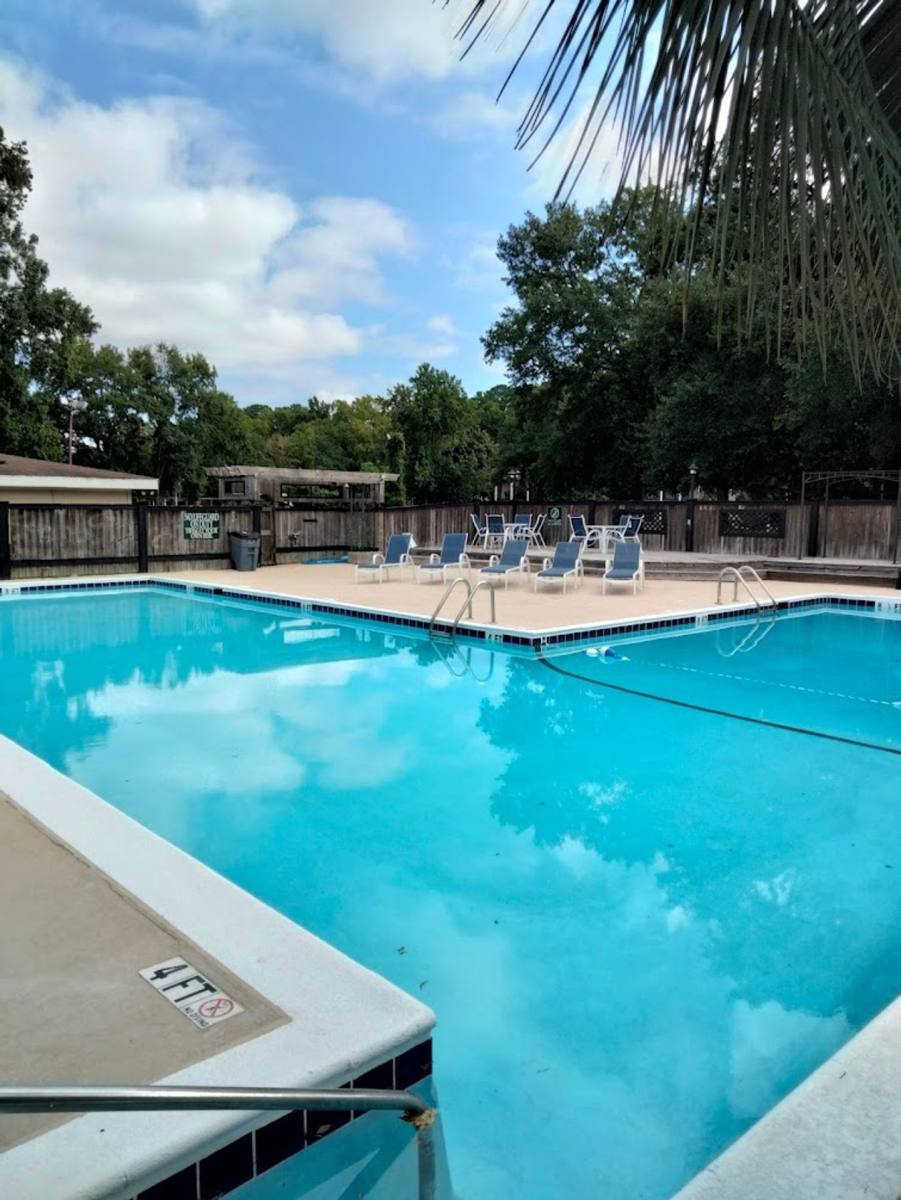 Apartment for rent at 6701 Dorchester Rd, North Charleston, SC 29418