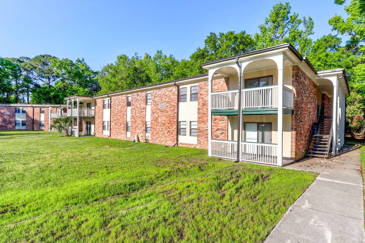 Apartment for rent at 6701 Dorchester Rd, North Charleston, SC 29418