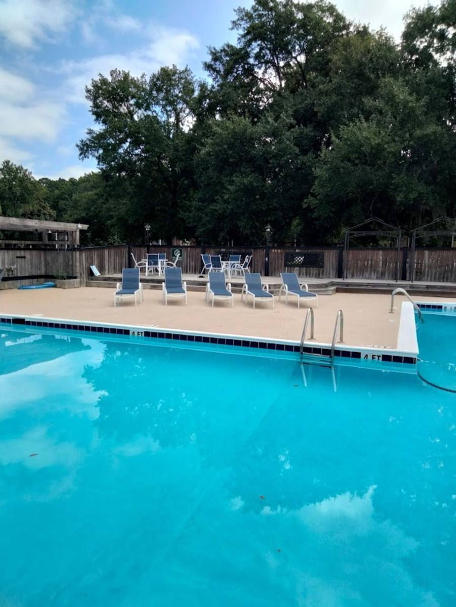 Apartment for rent at 6701 Dorchester Rd, North Charleston, SC 29418