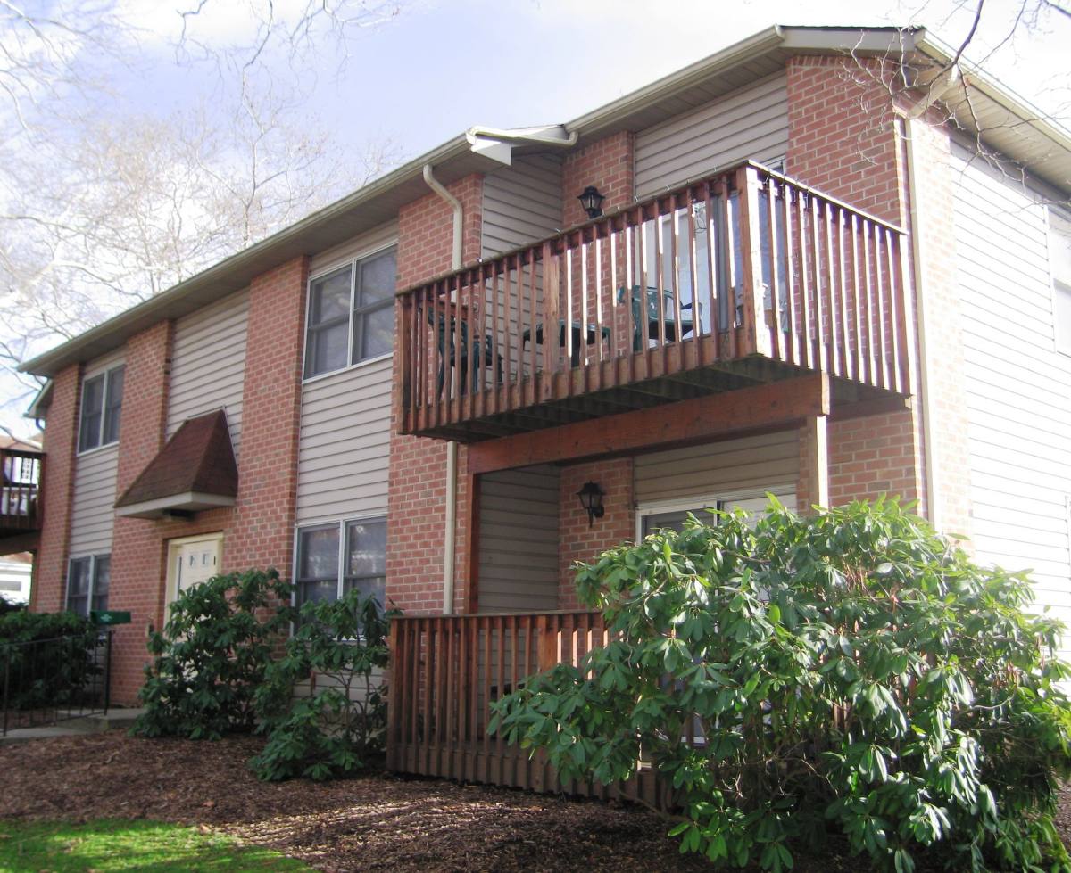 1055 N 22nd St, Allentown, PA 18104 - Apartment For Rent - Image 7