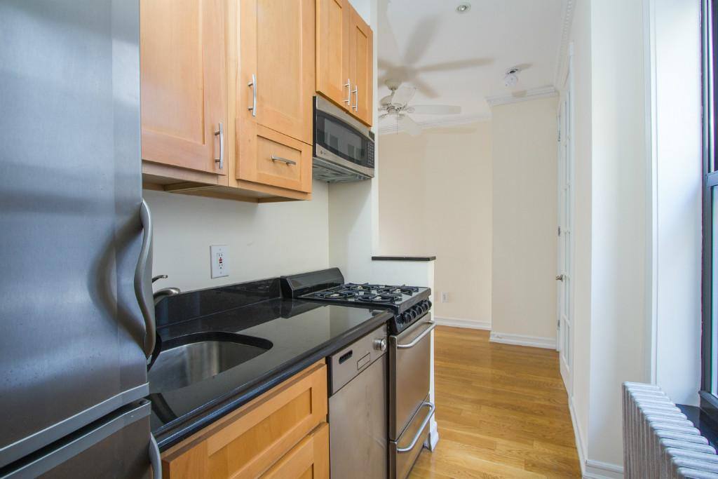 Apartment for rent at 416 E 13th St #5C, New York, NY 10009