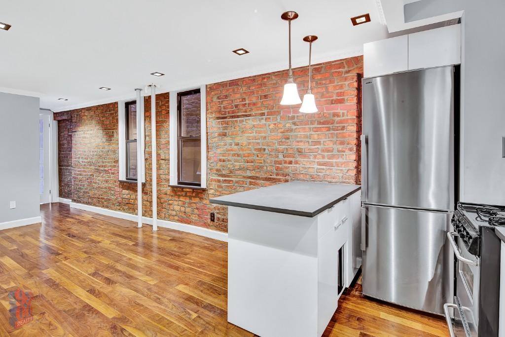 Apartment for rent at 115 Mulberry St #2, New York, NY 10013