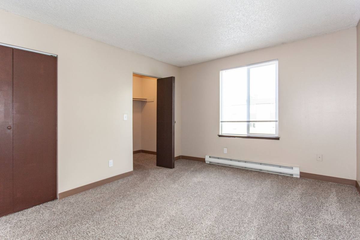 Apartment for rent at 1621 George Washington Way, Richland, WA 99354