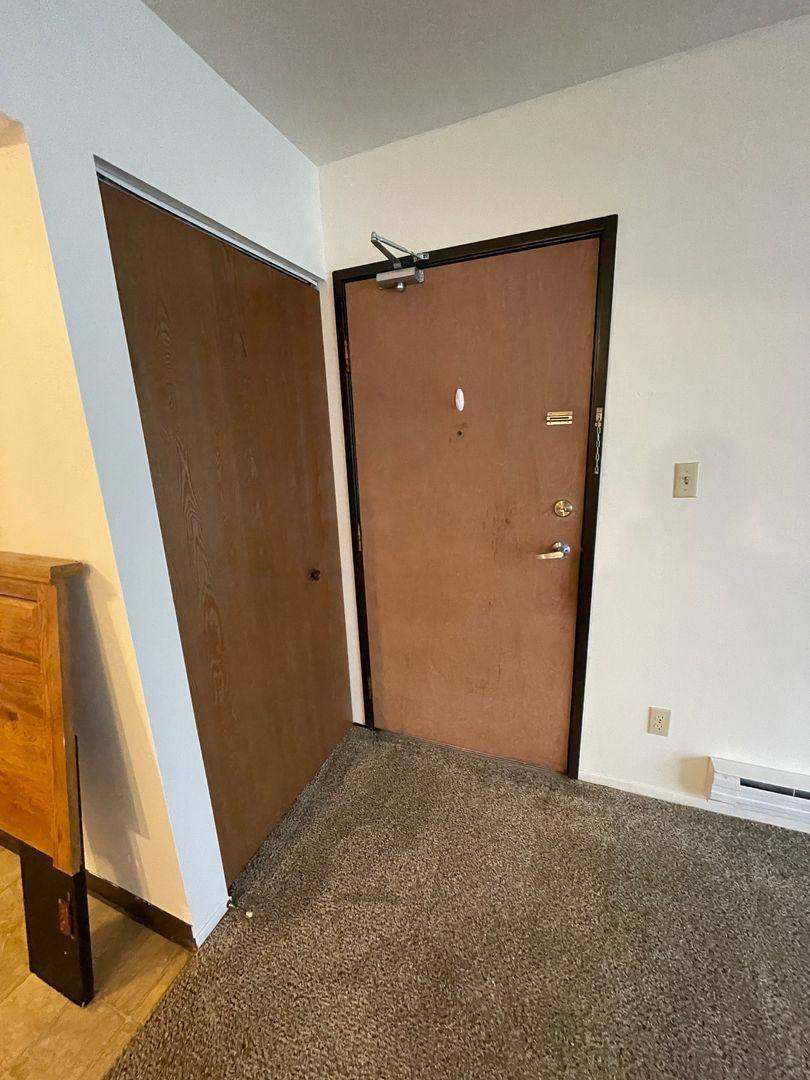 Apartment for rent at 1117 S Cross St Office, Sycamore, IL 60178